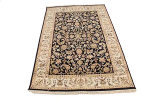 Dark Navy Floral 4X6 Indo-Nain Oriental Rug