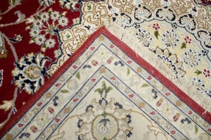 Red Floral 8X10 Indo-Nain Oriental Rug