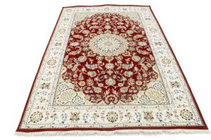 Red Floral 6X9 Indo-Nain Oriental Rug