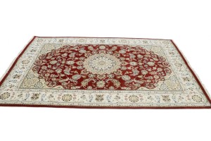 Red Floral 6X9 Indo-Nain Oriental Rug