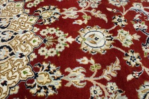Red Floral 6X9 Indo-Nain Oriental Rug