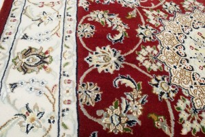 Red Floral 4X6 Indo-Nain Oriental Rug