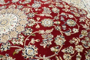 Red Floral 4X6 Indo-Nain Oriental Rug