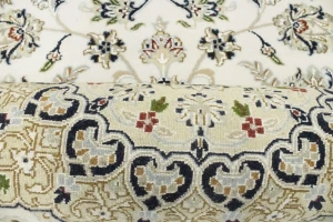 Cream Floral 8X10 Indo-Nain Oriental Rug