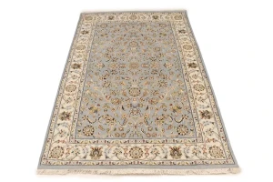 Light Blue Floral 4X6 Indo-Nain Oriental Rug