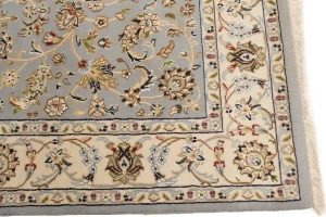 Light Blue Floral 4X6 Indo-Nain Oriental Rug