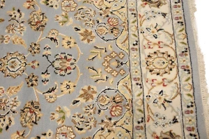 Light Blue-gray Floral 4X6 Indo-Nain Oriental Rug