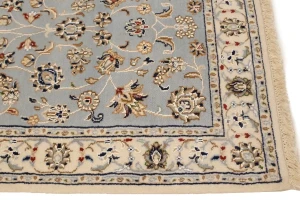 Light Blue-gray Floral 3X8 Indo-Nain Oriental Runner Rug