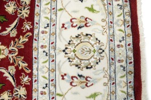 Red Floral 8X10 Indo-Nain Oriental Rug