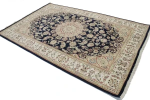 Dark Navy Floral 6X9 Indo-Nain Oriental Rug