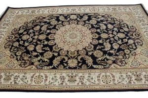 Dark Navy Floral 6X9 Indo-Nain Oriental Rug
