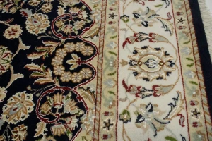 Dark Navy Floral 6X9 Indo-Nain Oriental Rug