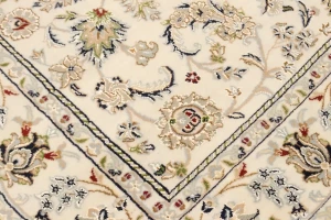 Cream Floral 6X9 Indo-Nain Oriental Rug