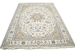 Cream Floral 9X12 Indo-Nain Oriental Rug