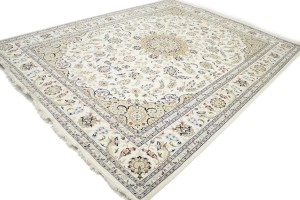 Cream Floral 9X12 Indo-Nain Oriental Rug