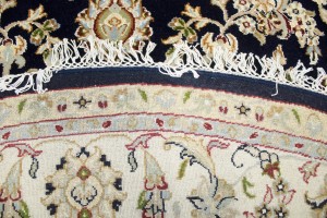 Dark Navy Floral 7X7 Indo-Nain Oriental Round Rug