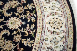 Dark Navy Floral 7X7 Indo-Nain Oriental Round Rug