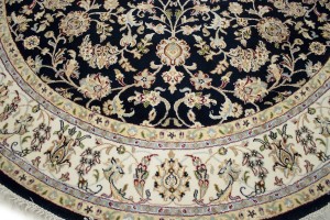 Dark Navy Floral 7X7 Indo-Nain Oriental Round Rug