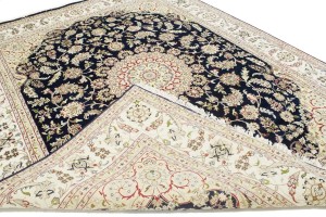 Dark Navy Floral 8X10 Indo-Nain Oriental Rug