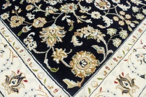 Dark Navy Floral 4X6 Indo-Nain Oriental Rug