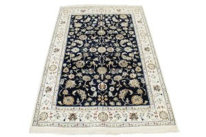 Dark Navy Floral 4X6 Indo-Nain Oriental Rug