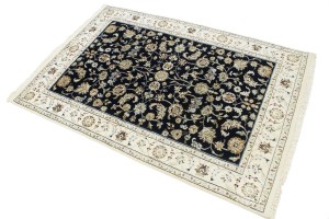 Dark Navy Floral 4X6 Indo-Nain Oriental Rug