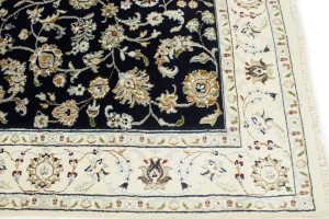 Dark Navy Floral 4X6 Indo-Nain Oriental Rug