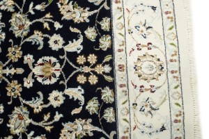 Dark Navy Floral 4X6 Indo-Nain Oriental Rug
