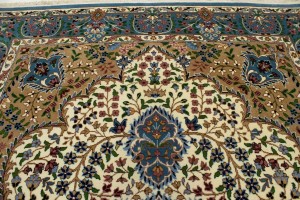 Cream Floral Kirman 7X9 Oriental Rug