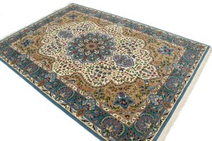 Cream Floral Kirman 7X9 Oriental Rug