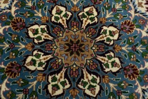 Cream Floral Kirman 7X9 Oriental Rug