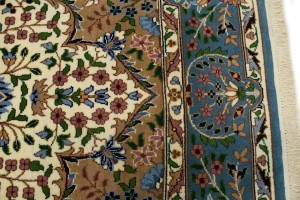 Cream Floral Kirman 7X9 Oriental Rug