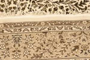 Cream Floral Kirman 6'5X9'2 Oriental Rug