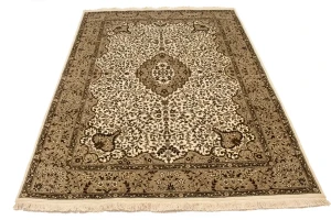 Cream Floral Kirman 6X8 Oriental Rug