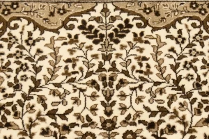 Cream Floral Kirman 6X8 Oriental Rug