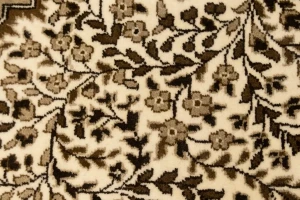 Cream Floral Kirman 6X8 Oriental Rug