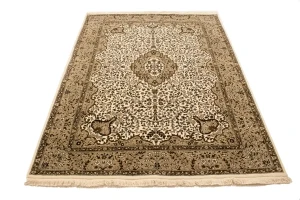 Cream Floral Kirman 6X8 Oriental Rug