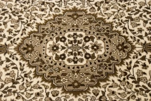 Cream Floral Kirman 6X8 Oriental Rug