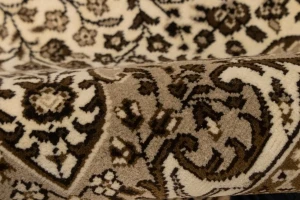 Cream Floral Kirman 6X8 Oriental Rug