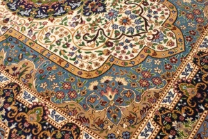 Cream Floral Kirman 6X8 Oriental Rug