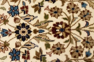 Cream Floral Kirman 5'7X7'6 Oriental Rug