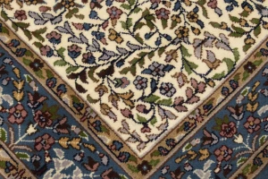 Cream Floral 4X6 Kirman Oriental Rug