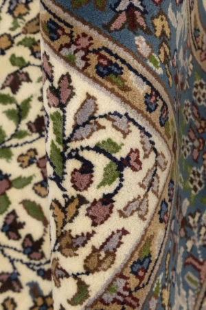 Cream Floral 4X6 Kirman Oriental Rug