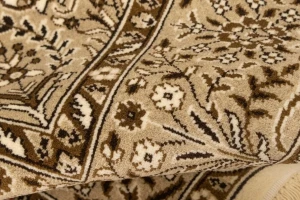 Cream Floral Kirman 4X6 Oriental Rug