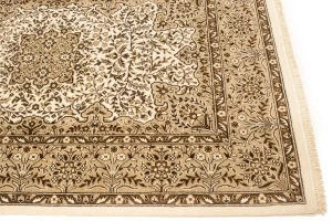 Cream Floral Kirman 4X6 Oriental Rug