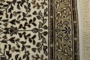 Cream Floral Kirman 3X4 Oriental Rug