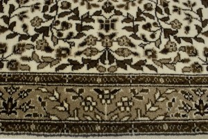 Cream Floral Kirman 3X4 Oriental Rug
