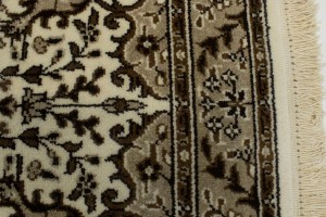Cream Floral Kirman 3X4 Oriental Rug