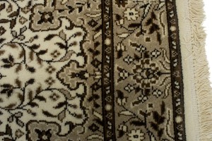 Cream Floral Kirman 3X4 Oriental Rug