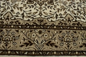 Cream Floral Kirman 3X4 Oriental Rug